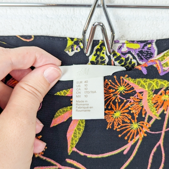 NWOT H&M Tropical Print Midi Skirt Black Hi-Lo Ruffle Viscose Small/Medium Color - Picture 10 of 13